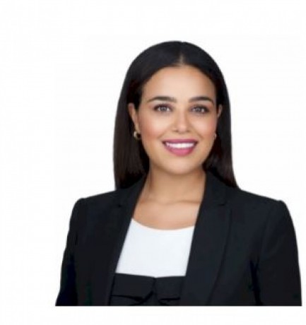 meryem-abouamal-immigration-lawyer-montreal-big-1